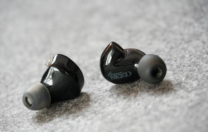 299元HIFI类耳机横向PK:威索尼可VS3对比KINERA SEED评测