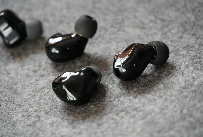 299元HIFI类耳机横向PK:威索尼可VS3对比KINERA SEED评测