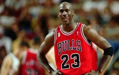 ​NBA历史排行榜荣誉以及地位前十如下，欢迎来辩！