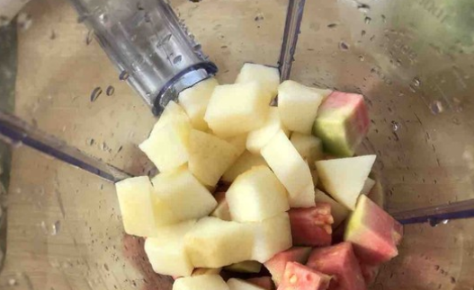 芭乐中间的籽可以吃,芭乐的籽可以吃吗图6