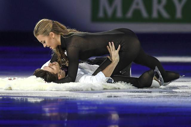 关于花滑欧锦赛惊艳世界透视装 当事人斯特帕诺娃回答很大胆!