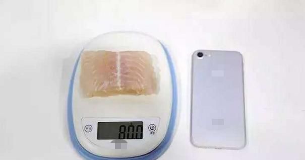 测量质量的工具，在物理学中,我们是利用力产生的什么的大小来测量力的。测量力的工具是什么？图5