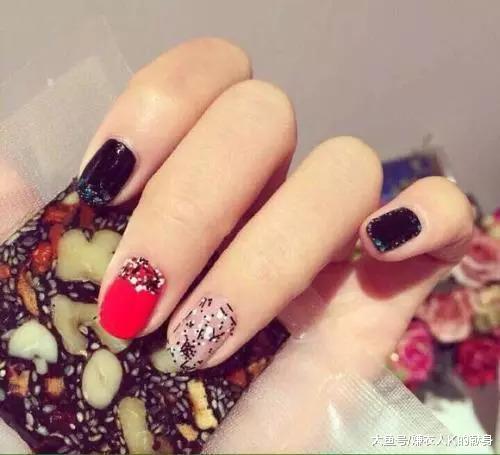 最安全健康的指甲油是哪种（指甲油篇哇塞原来指甲油有这么多种类）(16)