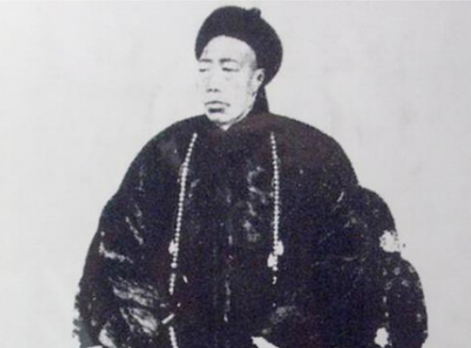 历史上最著名的十大太监排行榜：明朝宦官蔡伦发明造纸术