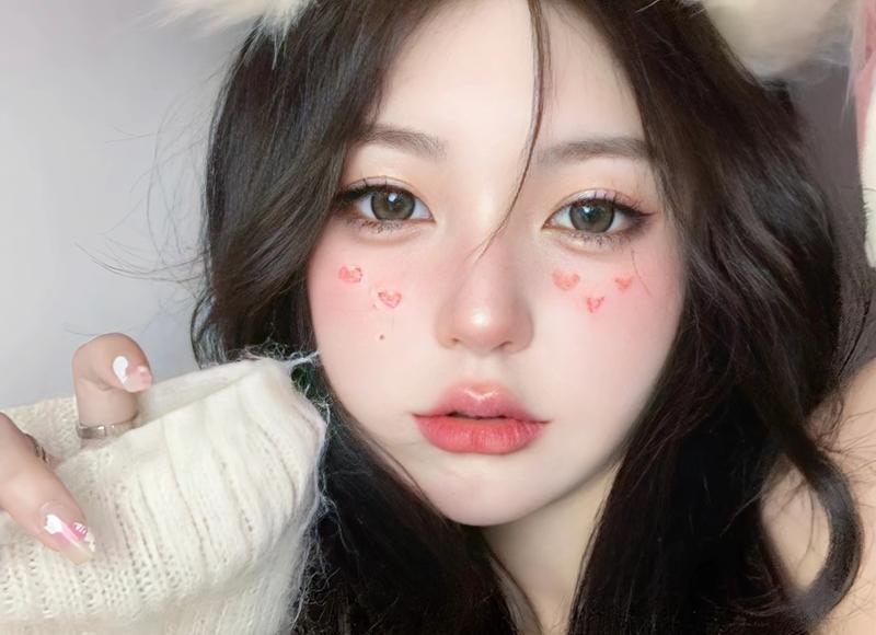 女性标准三围，真人示范女生标准的三围测量方式