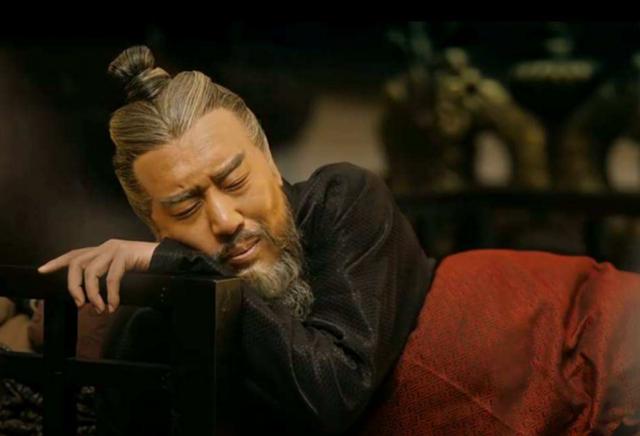 曹操割须弃袍故事梗概（曹操发明一个成语）(1)