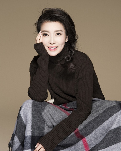 海清黄海波的同学，《武林外史》的朱七七，因《琅琊榜》再次走红