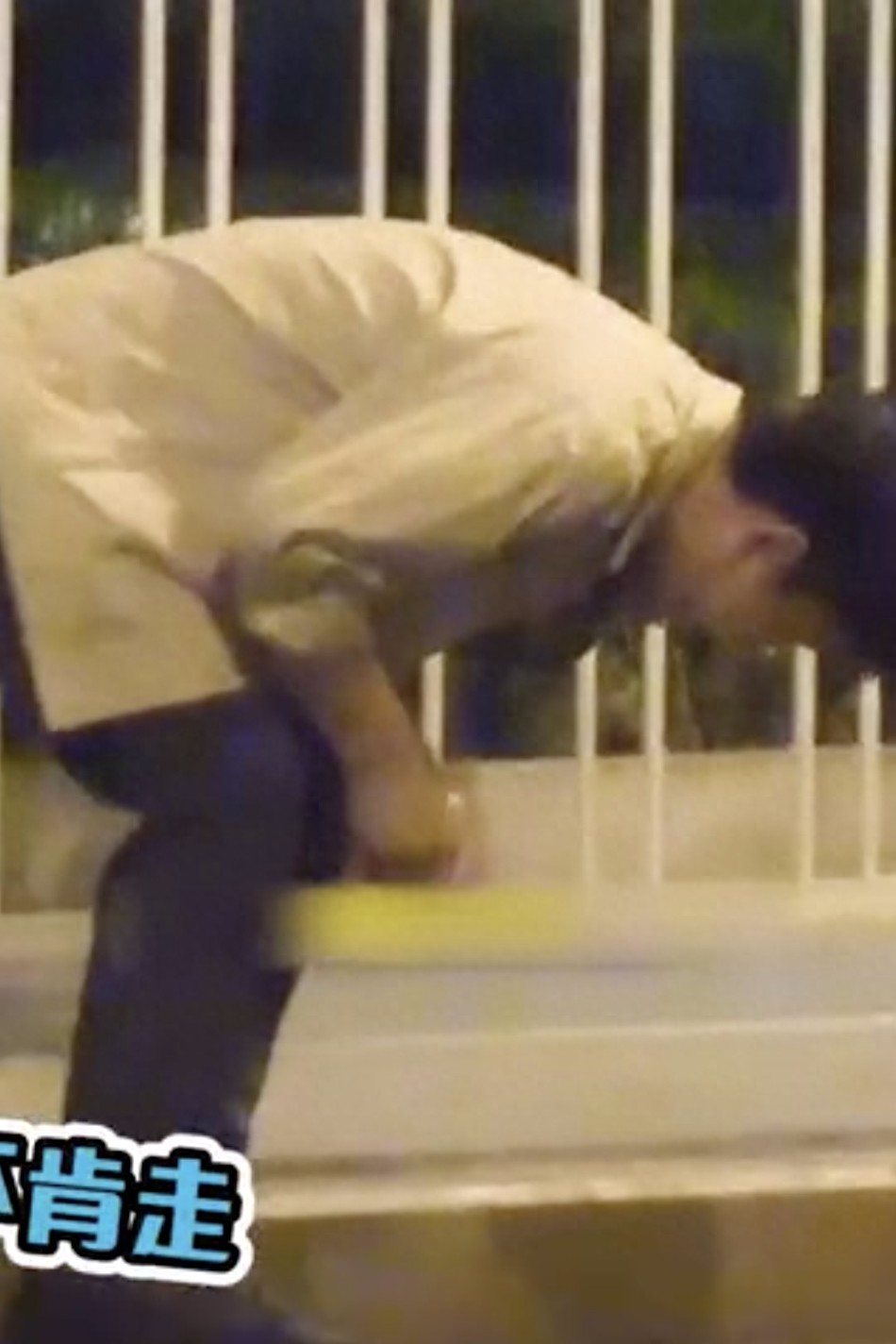 贾乃亮520深夜买醉,别人甜蜜他独醉,疑借酒消愁?