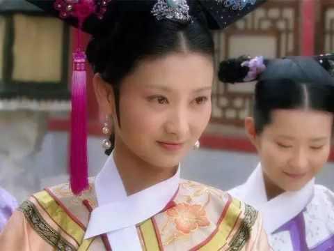 她27岁才嫁给乾隆，被宠爱20年后病逝，皇帝伤心之下罢朝三日