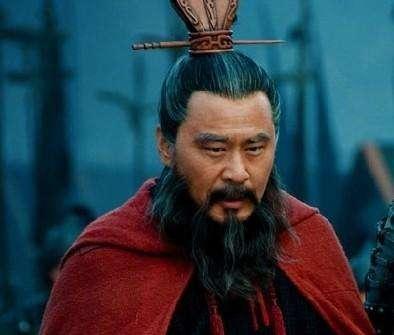 曹操临死前为何杀了杨修, 而放了司马懿?